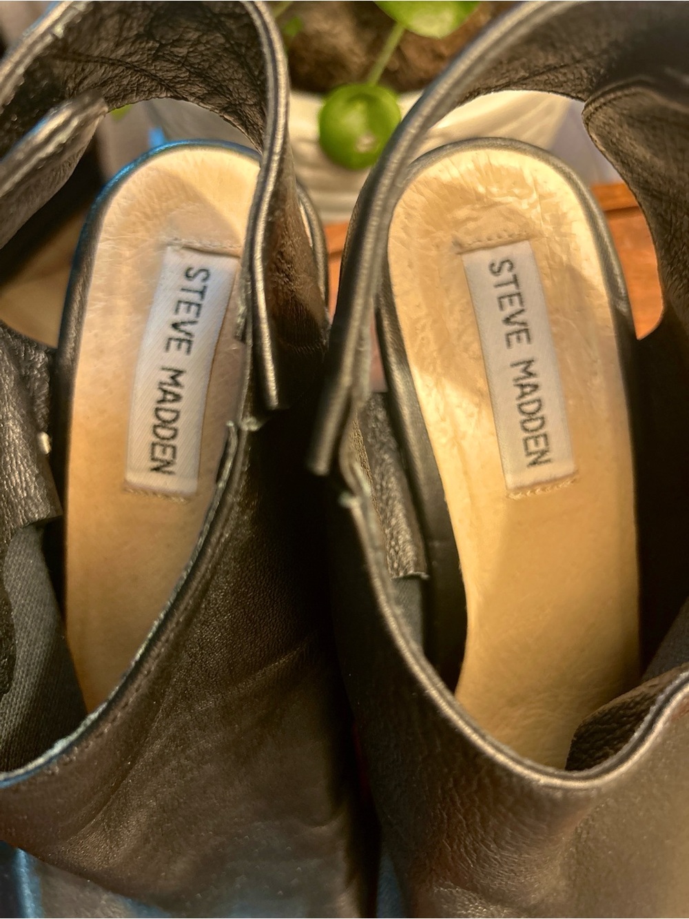 Steve Madden Nonstp Black Leather Peep-Toe Heeled Mules | Size 10M